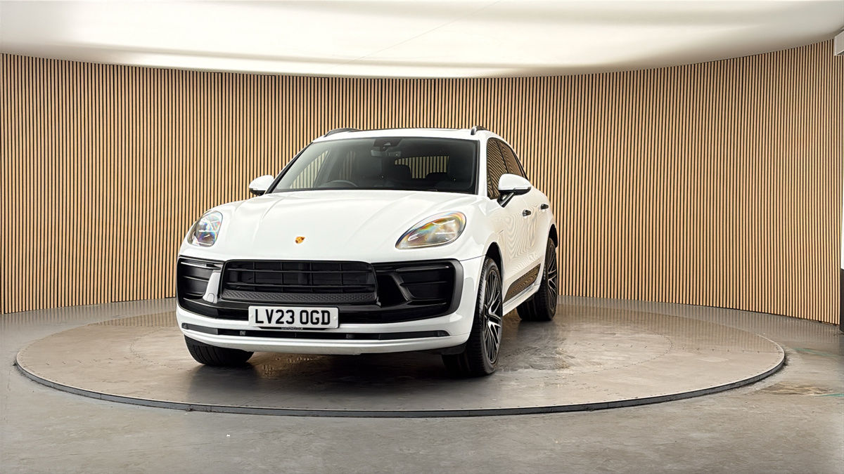 More views of Porsche Macan