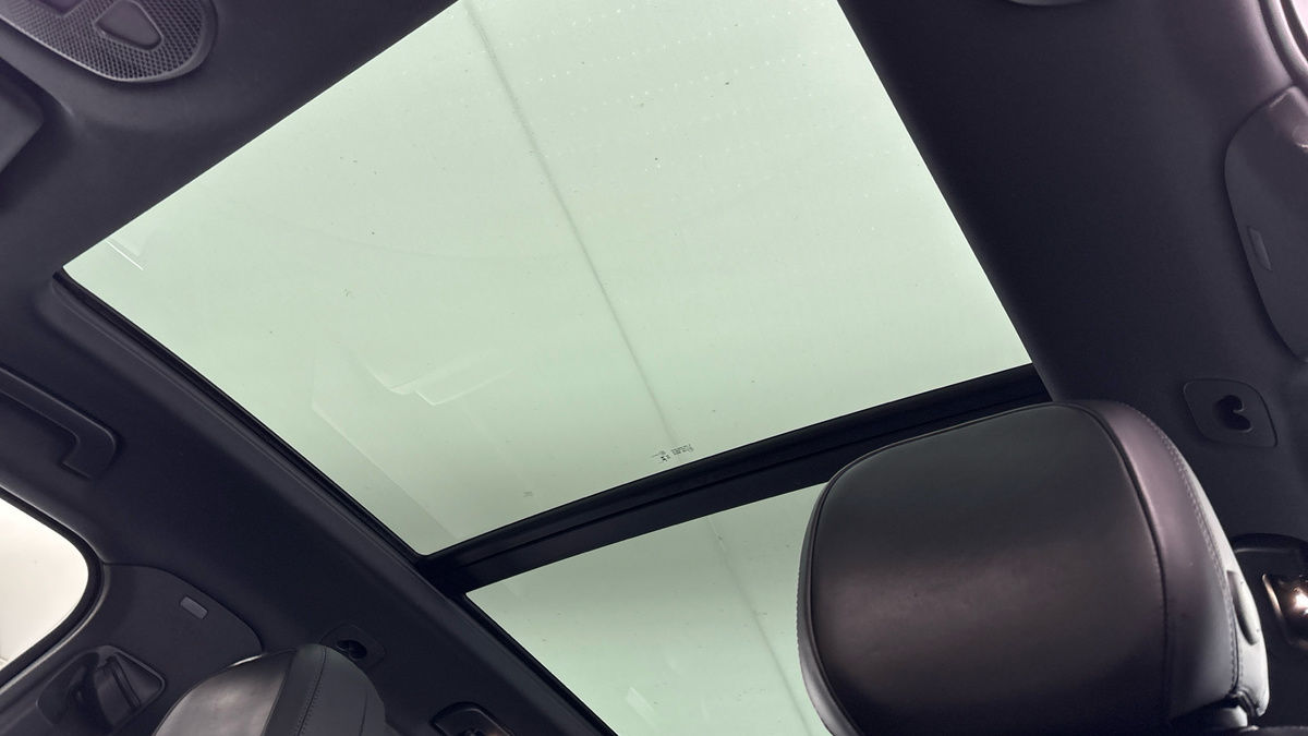 Porsche Cayenne Image 6