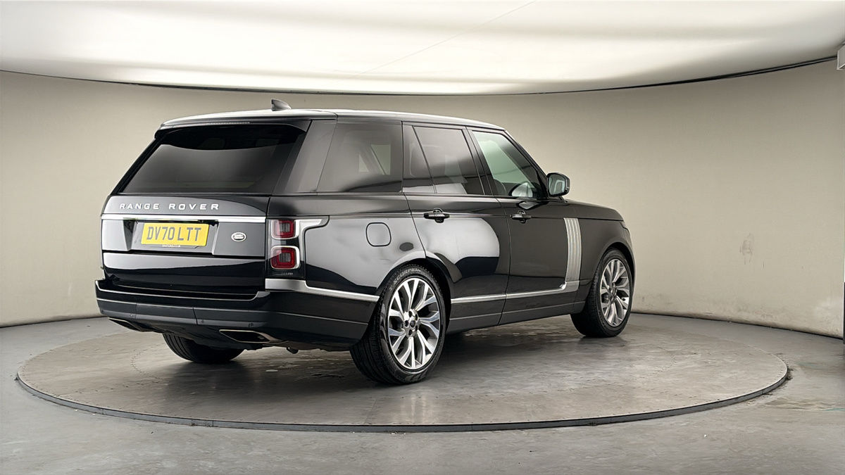 More views of Land Rover Range Rover