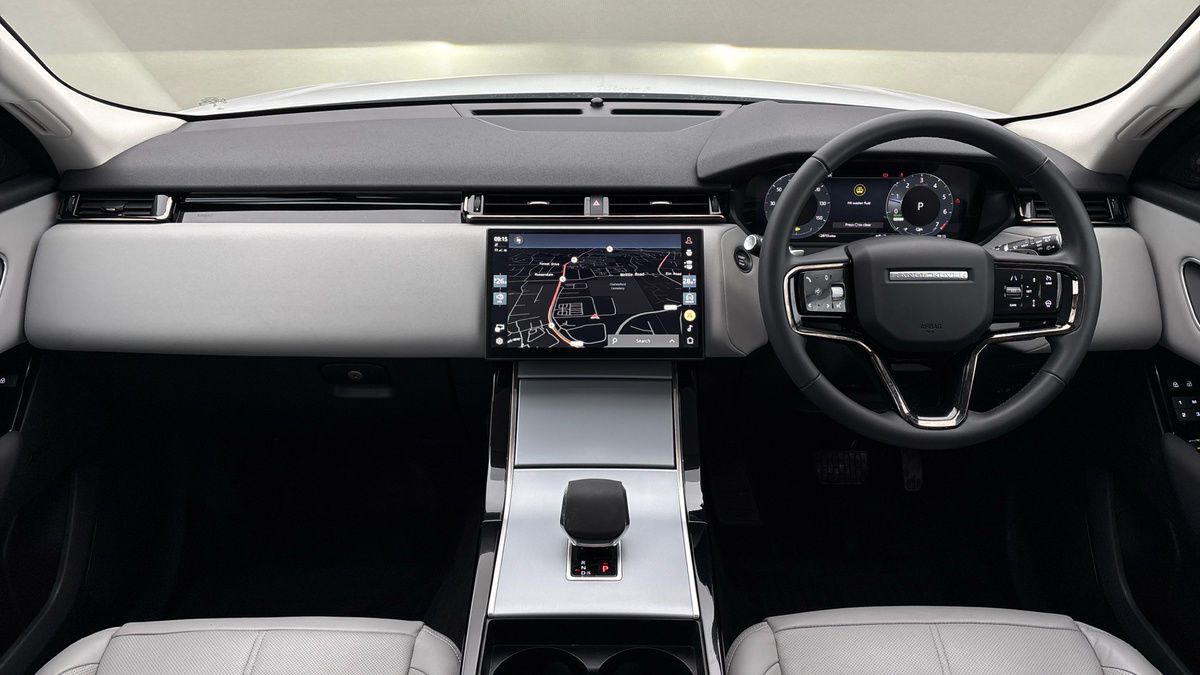 Land Rover Range Rover Velar Image 12