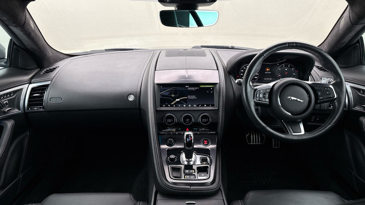 Jaguar F-Type Image 12