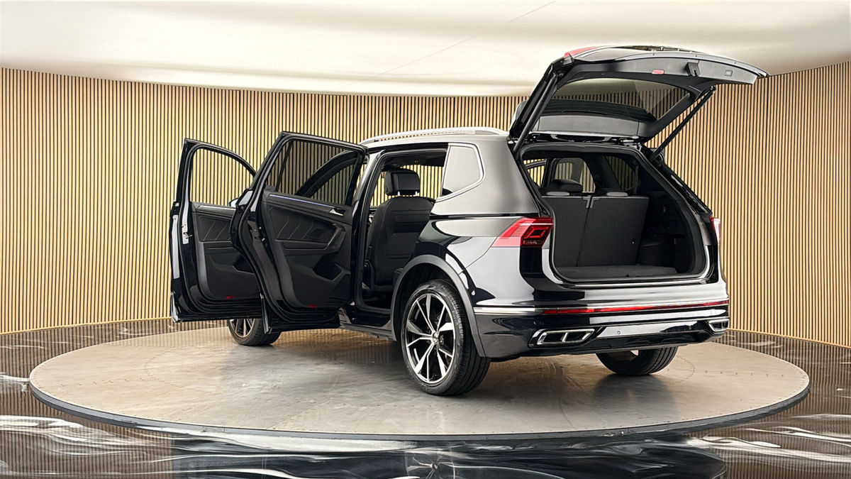 Volkswagen Tiguan Allspace Image 23
