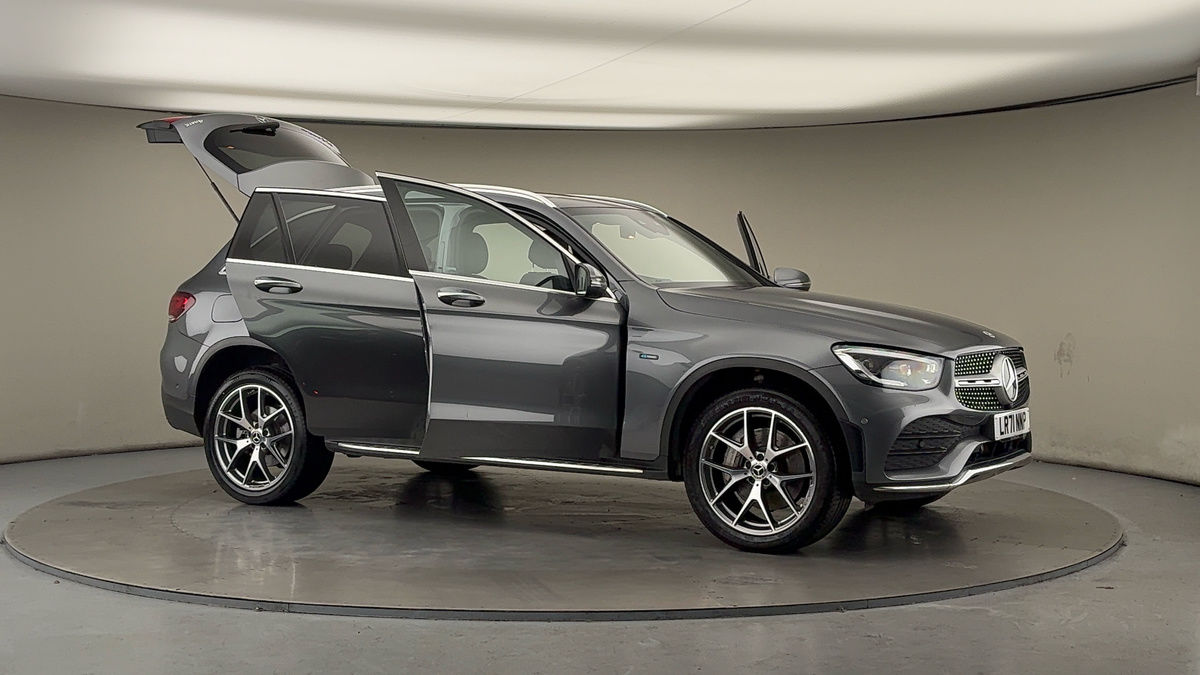 More views of Mercedes-Benz GLC