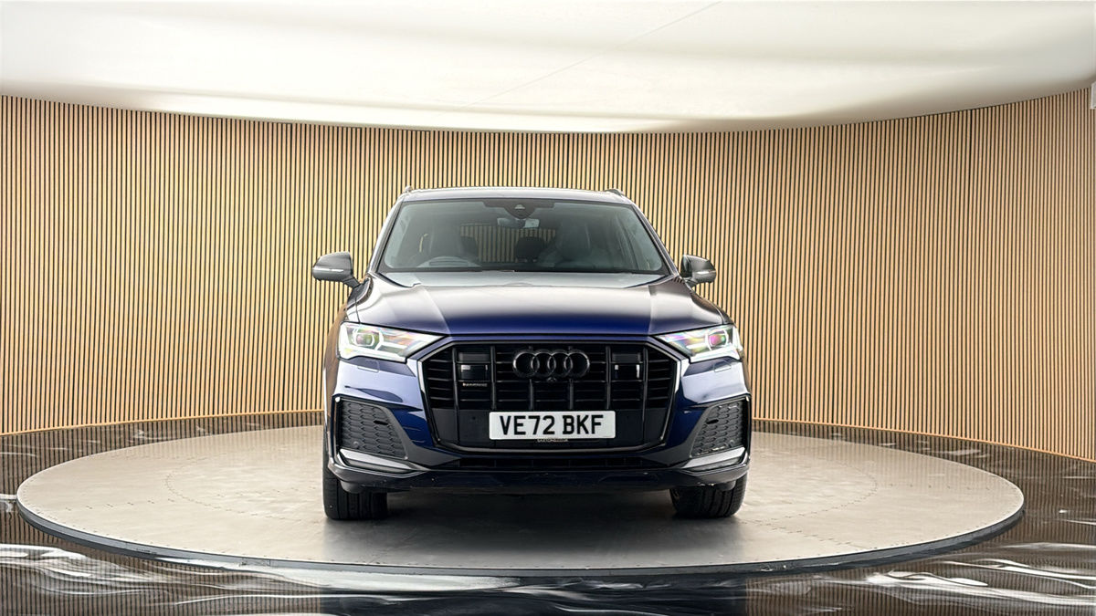 More views of Audi Q7