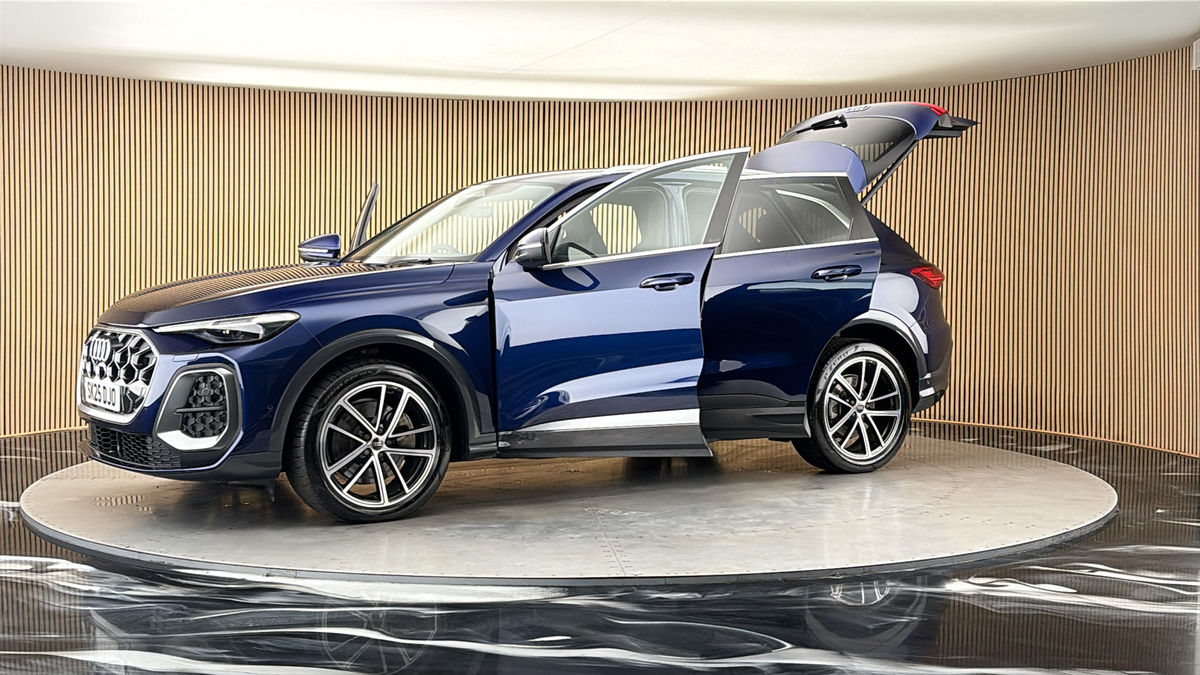 More views of Audi Q5