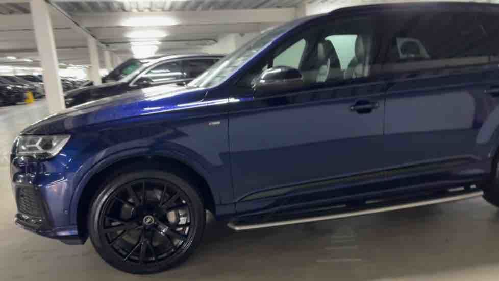 More views of Audi Q7