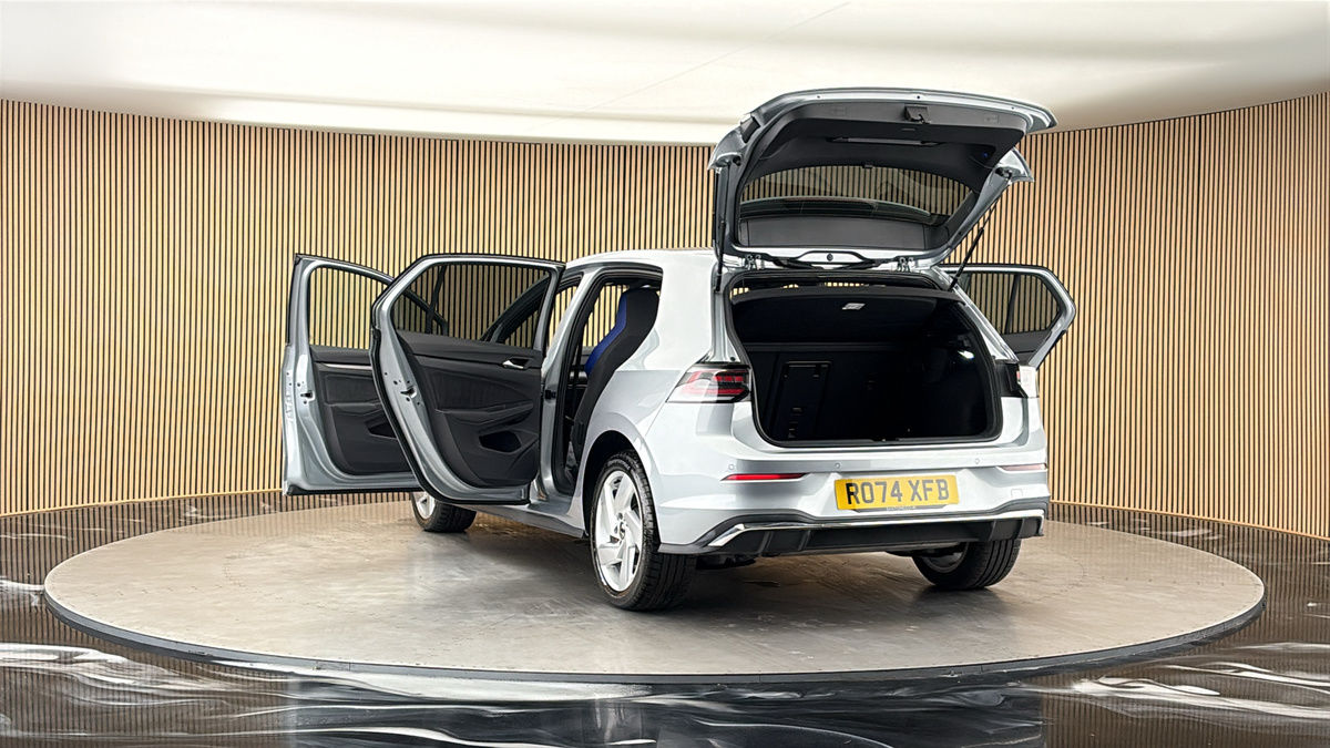 More views of Volkswagen Golf