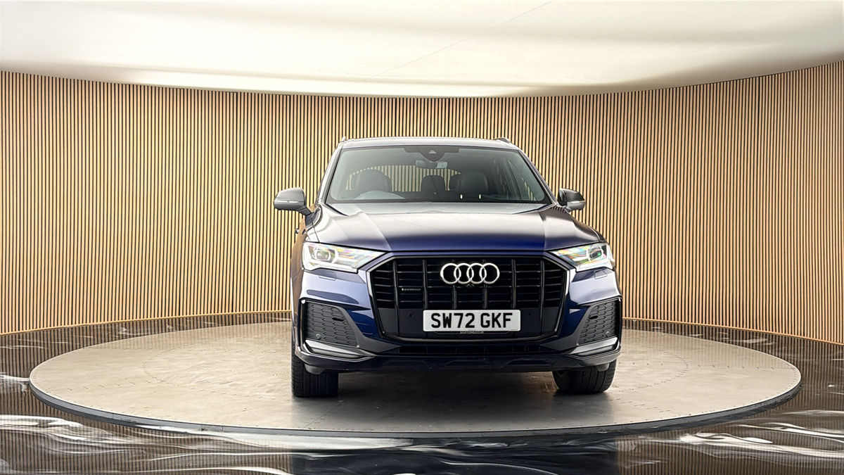More views of Audi Q7