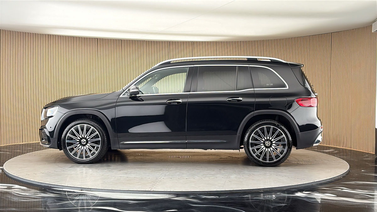 More views of Mercedes-Benz GLB