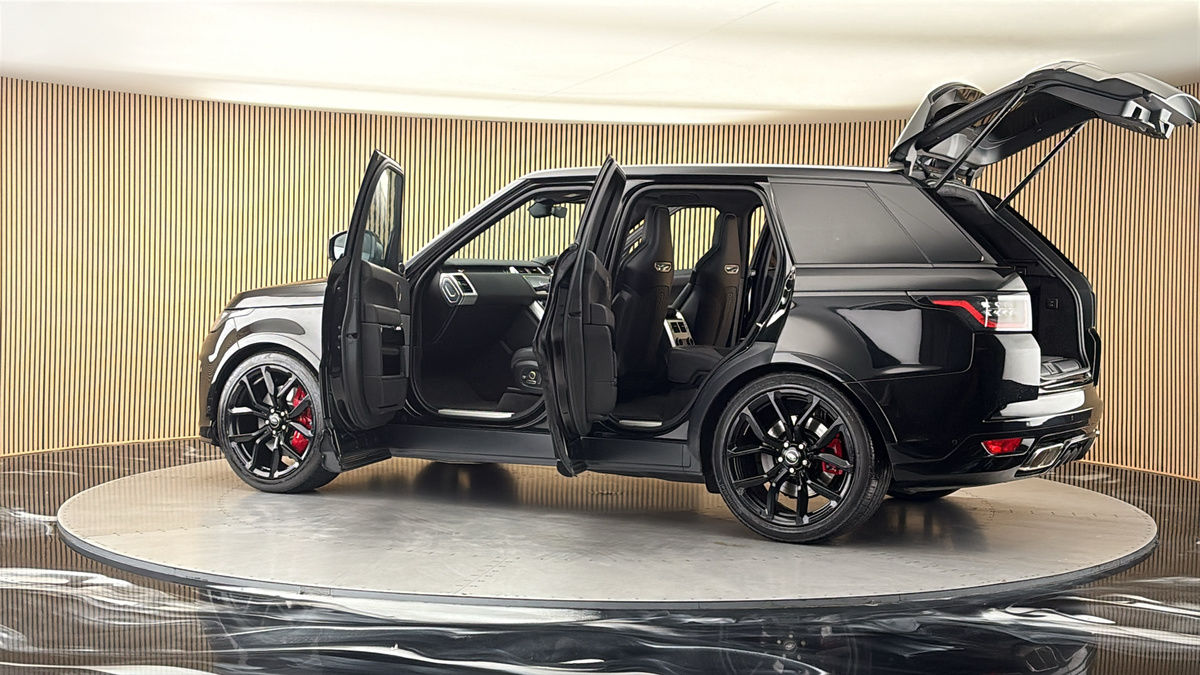 More views of Land Rover Range Rover Sport