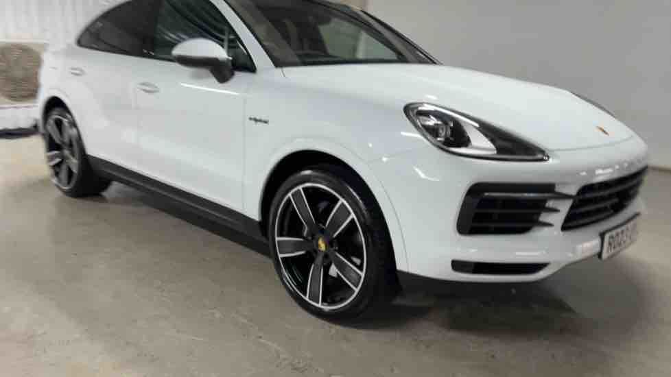 More views of Porsche Cayenne
