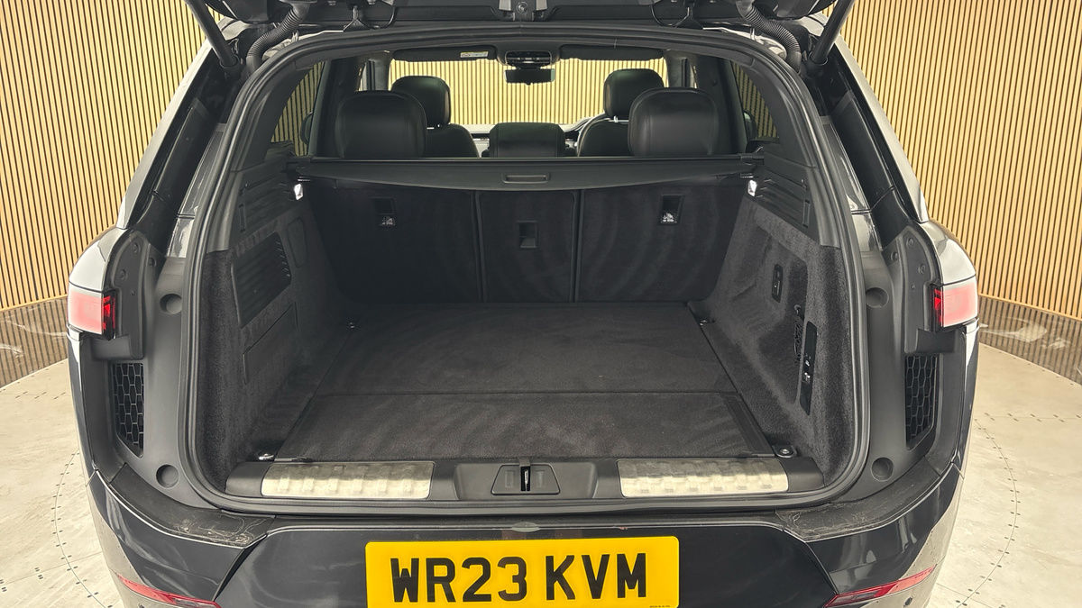 Land Rover Range Rover Sport Image 11