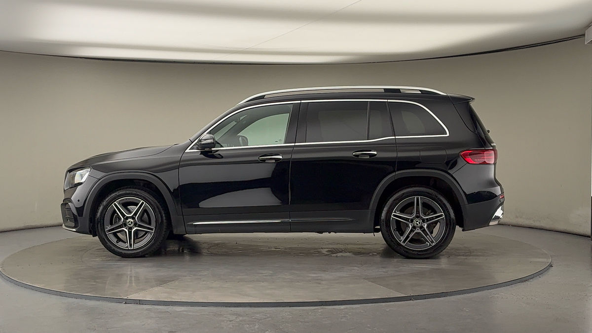 More views of Mercedes-Benz GLB