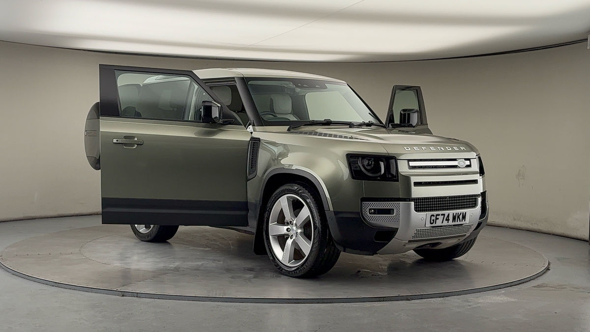 More views of Land Rover Defender 90