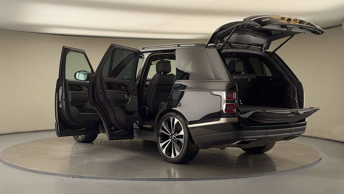 More views of Land Rover Range Rover