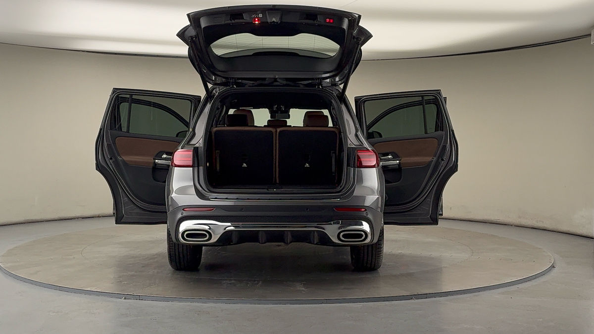 More views of Mercedes-Benz GLB