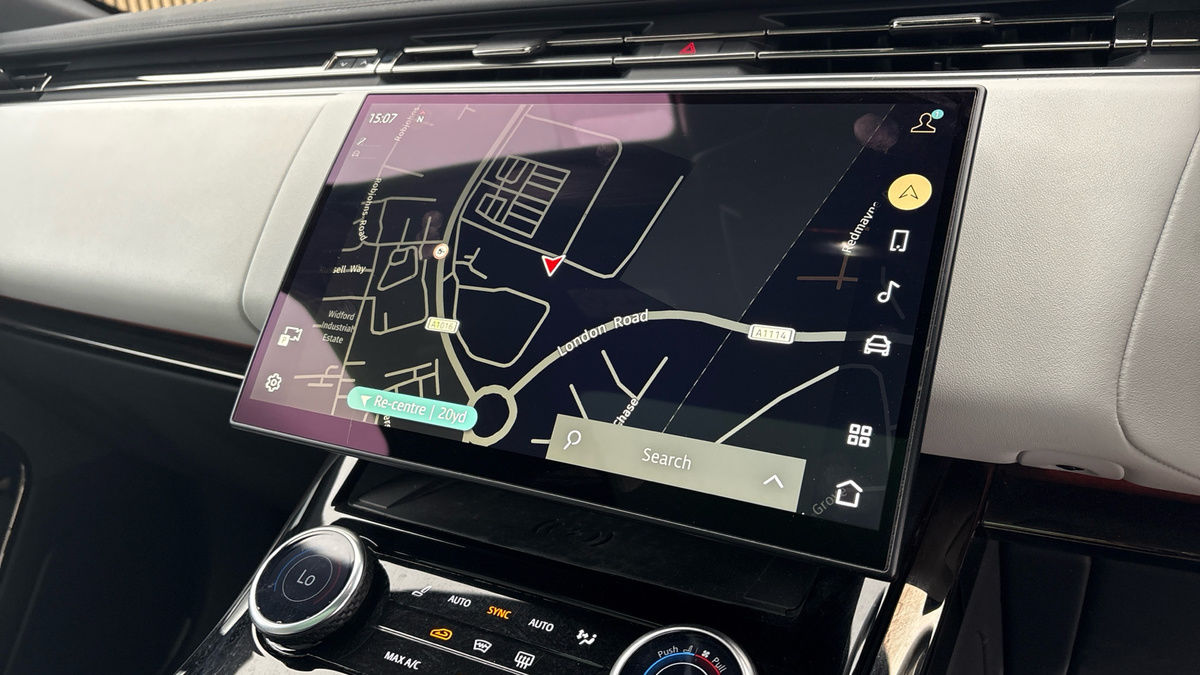 Land Rover Range Rover Sport Image 17