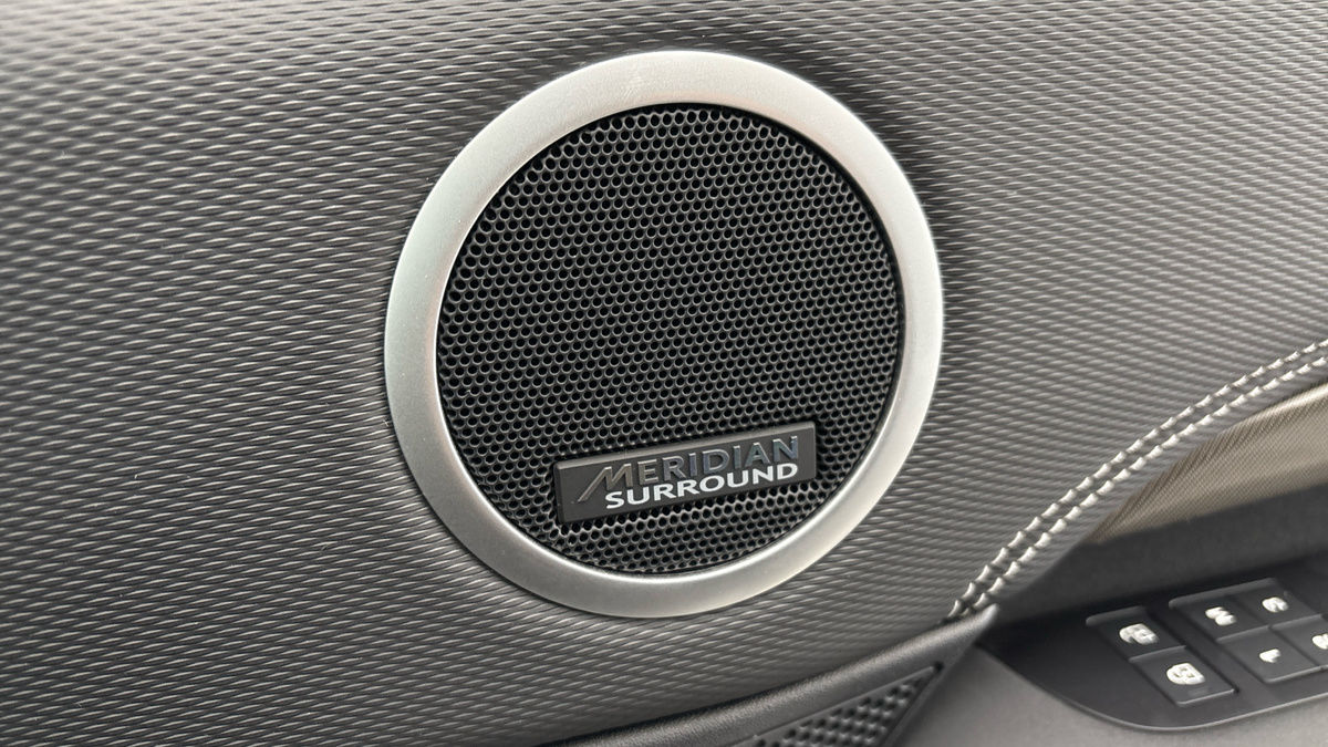 Land Rover Discovery Image 25