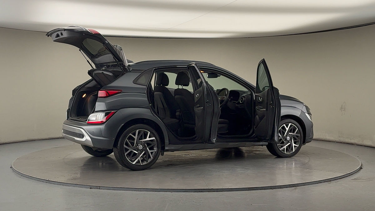 More views of Hyundai KONA