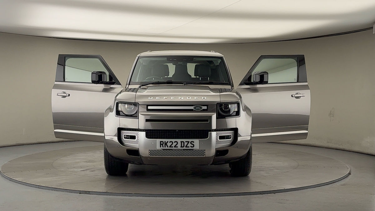 More views of Land Rover Defender 90