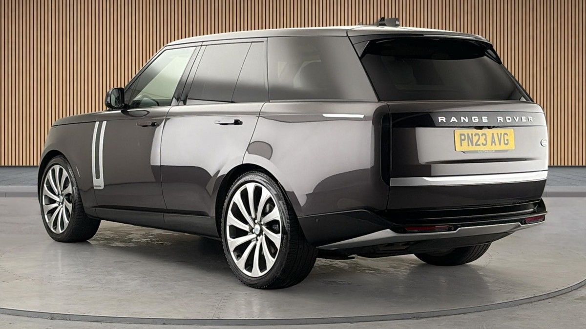 Land Rover Range Rover Image 2