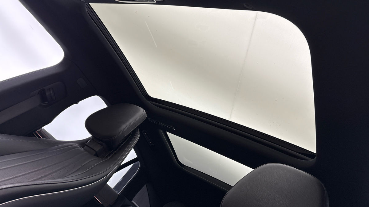 Mercedes-Benz EQS Image 6