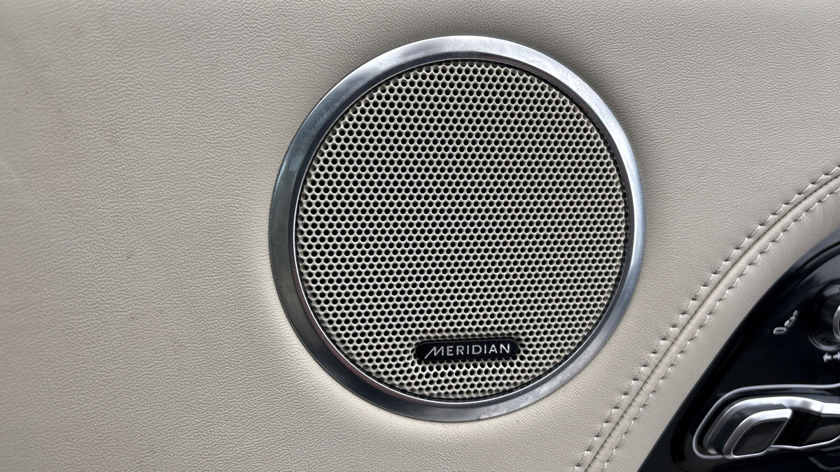 Land Rover Range Rover Image 25