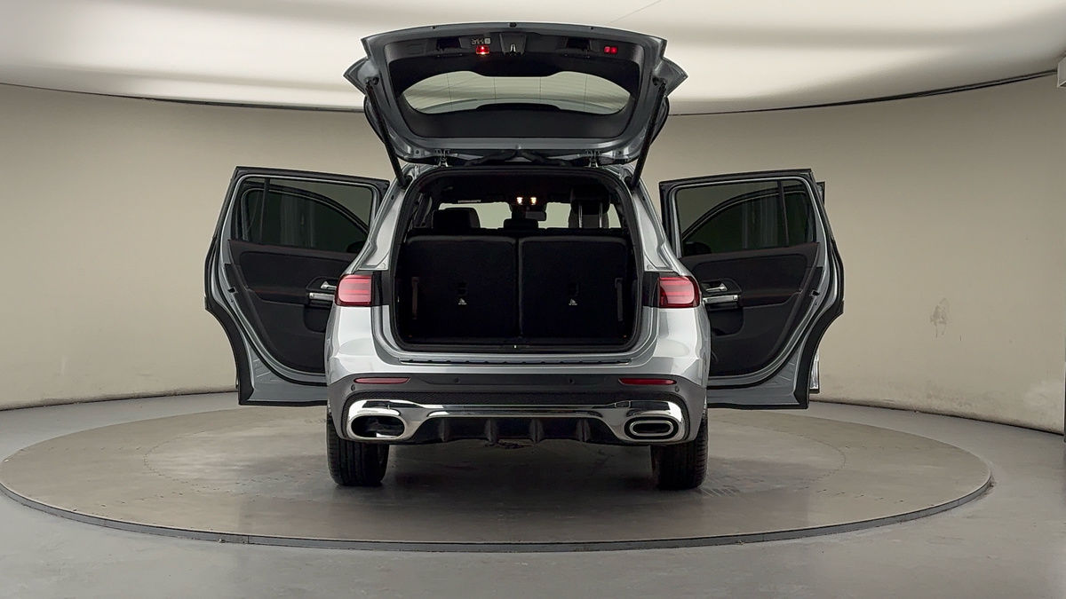 More views of Mercedes-Benz GLB