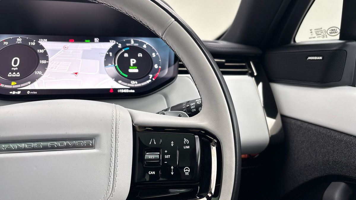 Land Rover Range Rover Sport Image 14