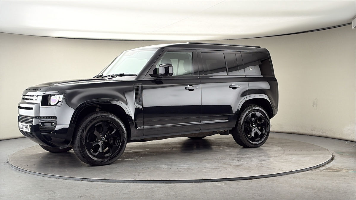 More views of Land Rover Defender 110