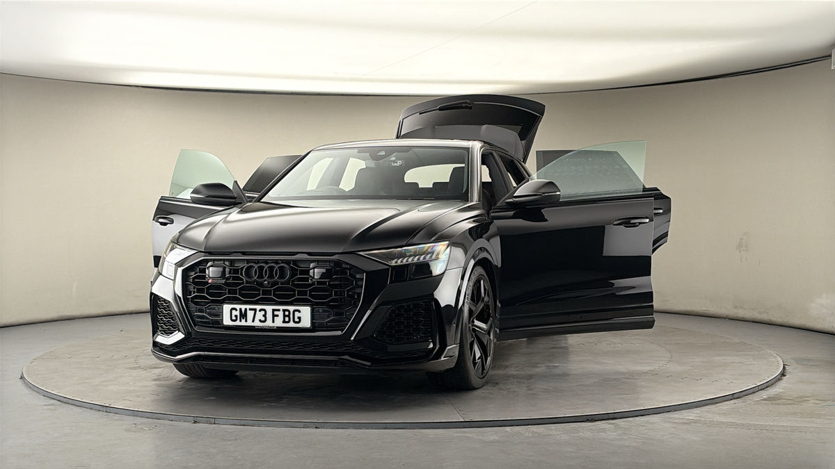 More views of Audi RSQ8