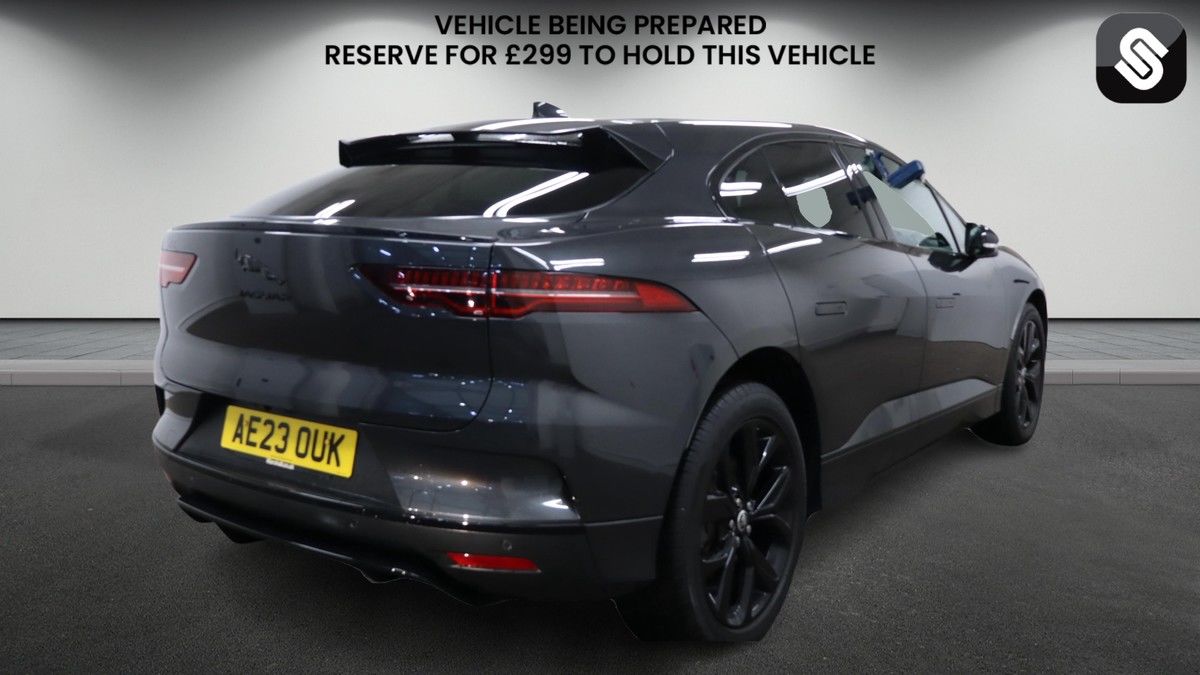 Jaguar I-PACE Image 4