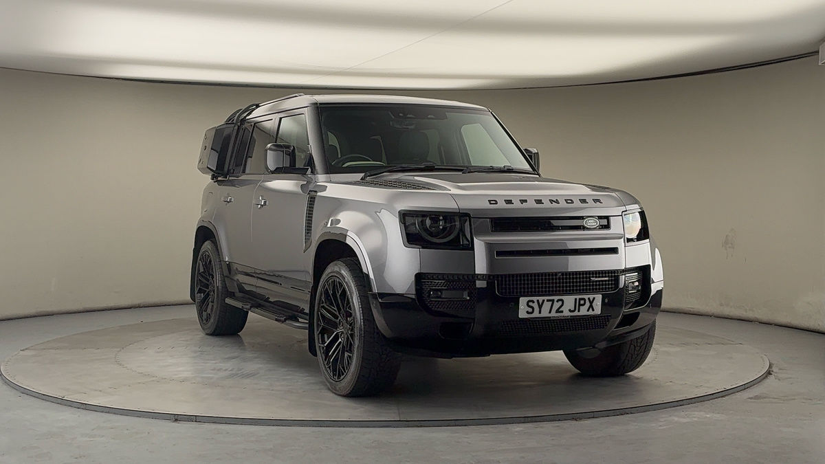 More views of Land Rover Defender 110