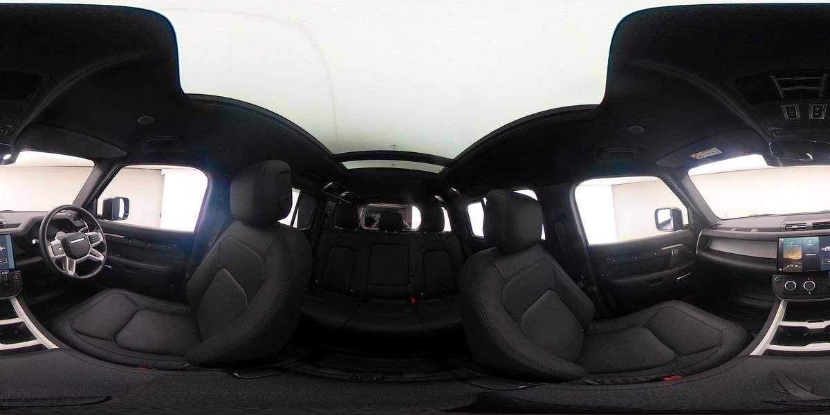 More views of Land Rover Defender 110