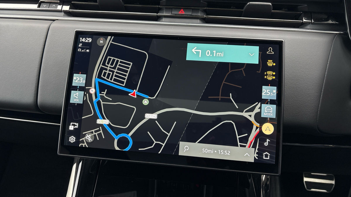 Land Rover Range Rover Sport Image 17