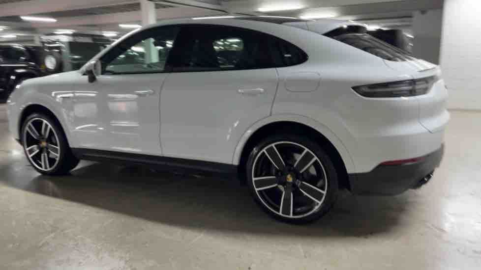 More views of Porsche Cayenne