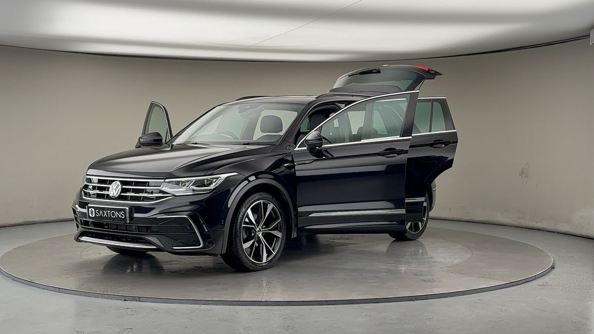 More views of Volkswagen Tiguan