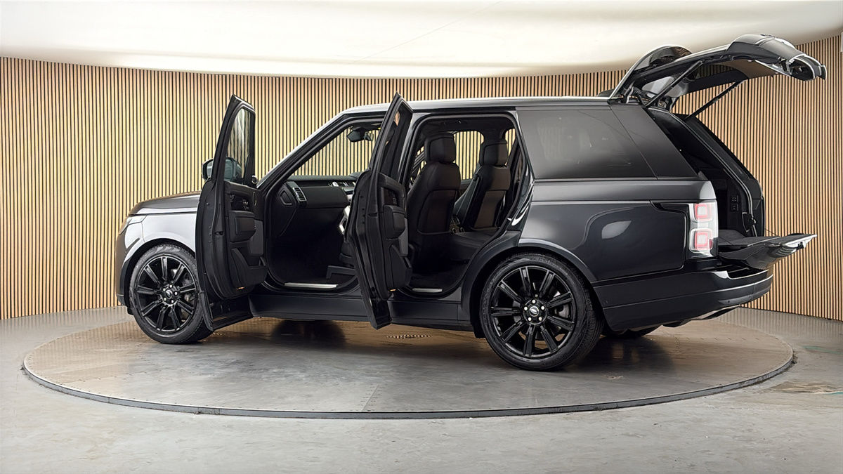 More views of Land Rover Range Rover