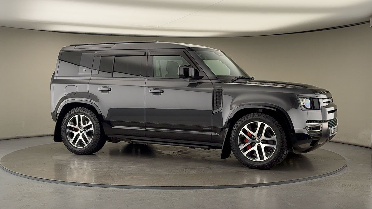 More views of Land Rover Defender 110