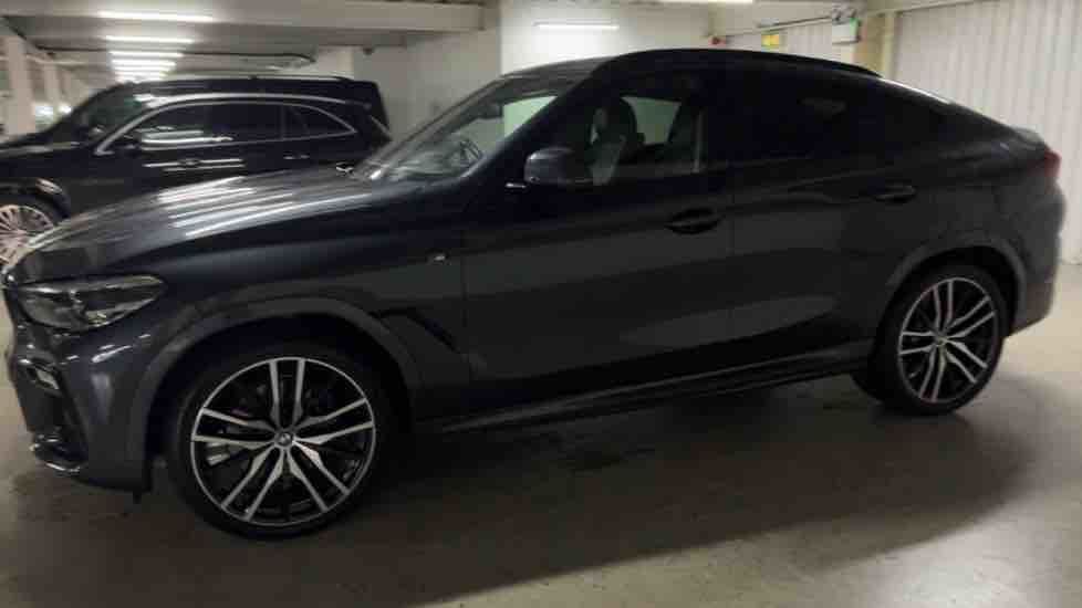 More views of BMW X6