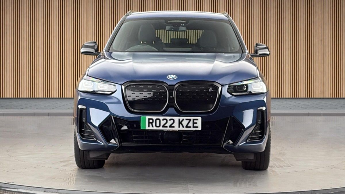 BMW iX3 Image 3