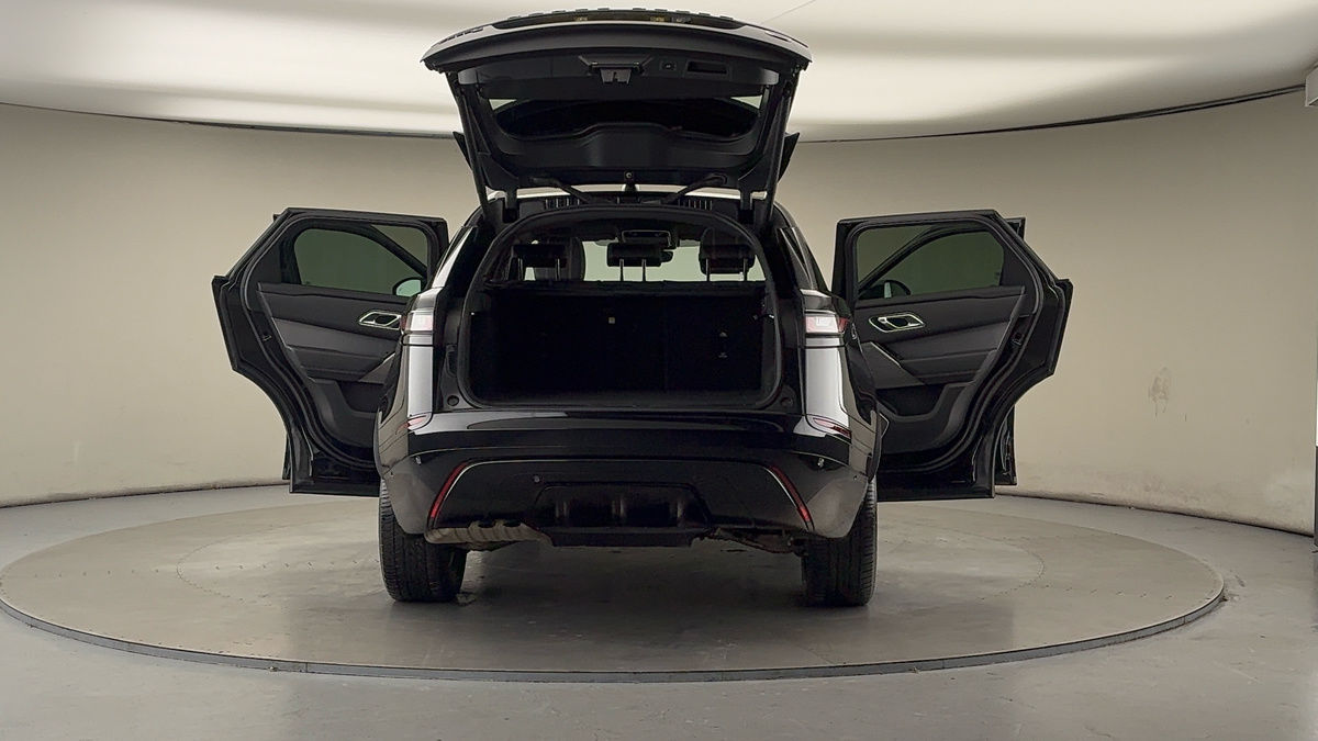 More views of Land Rover Range Rover Velar