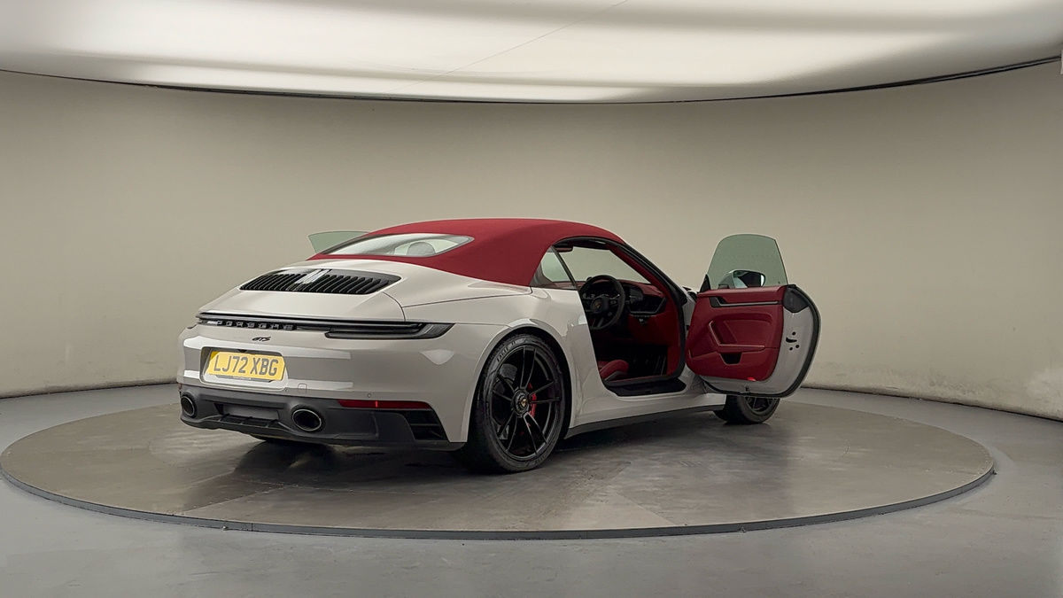 More views of Porsche 911