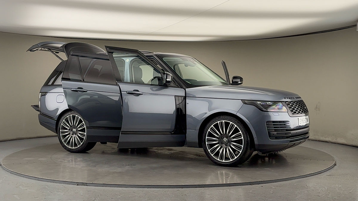 More views of Land Rover Range Rover