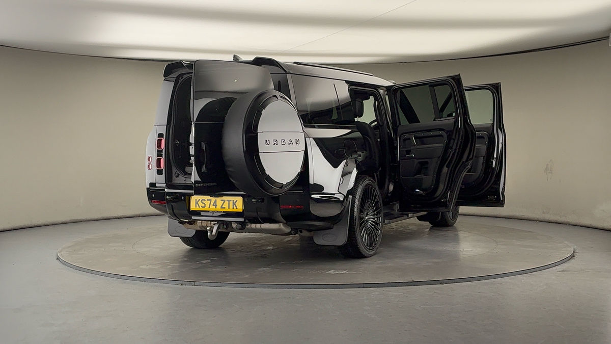 More views of Land Rover Defender 130