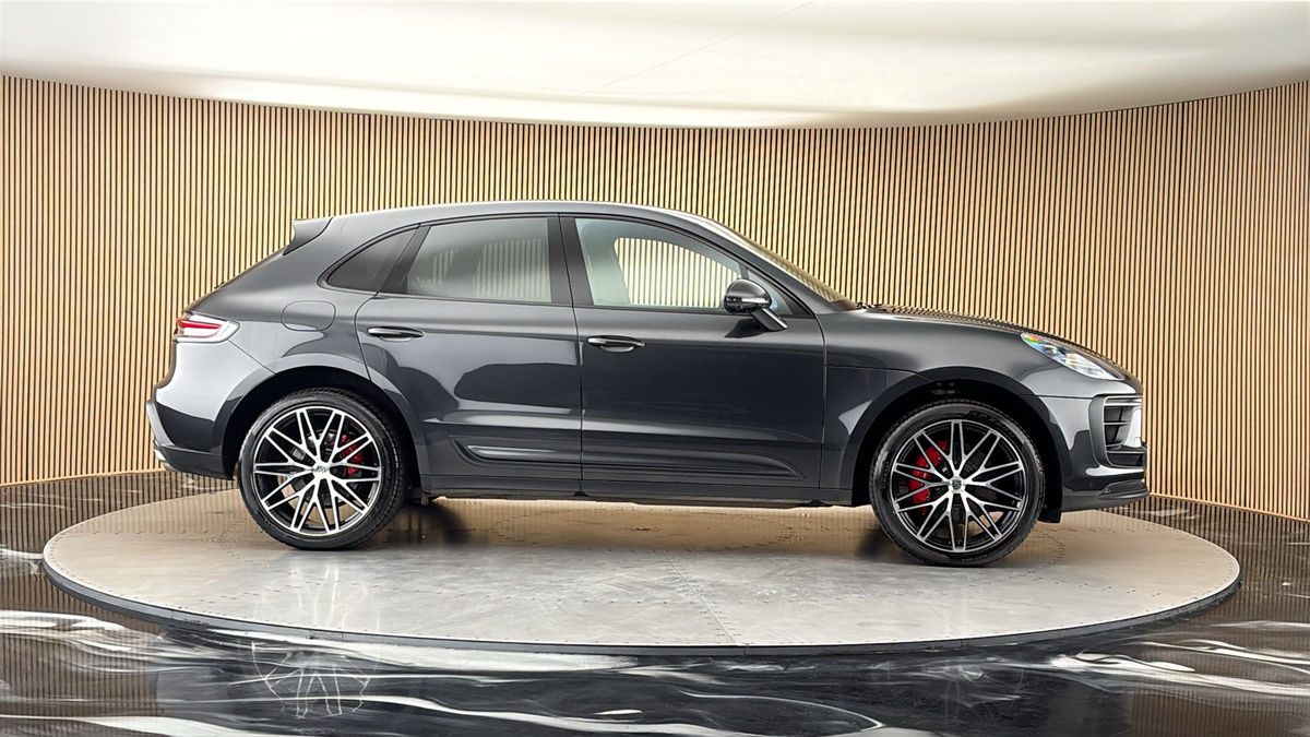 More views of Porsche Macan