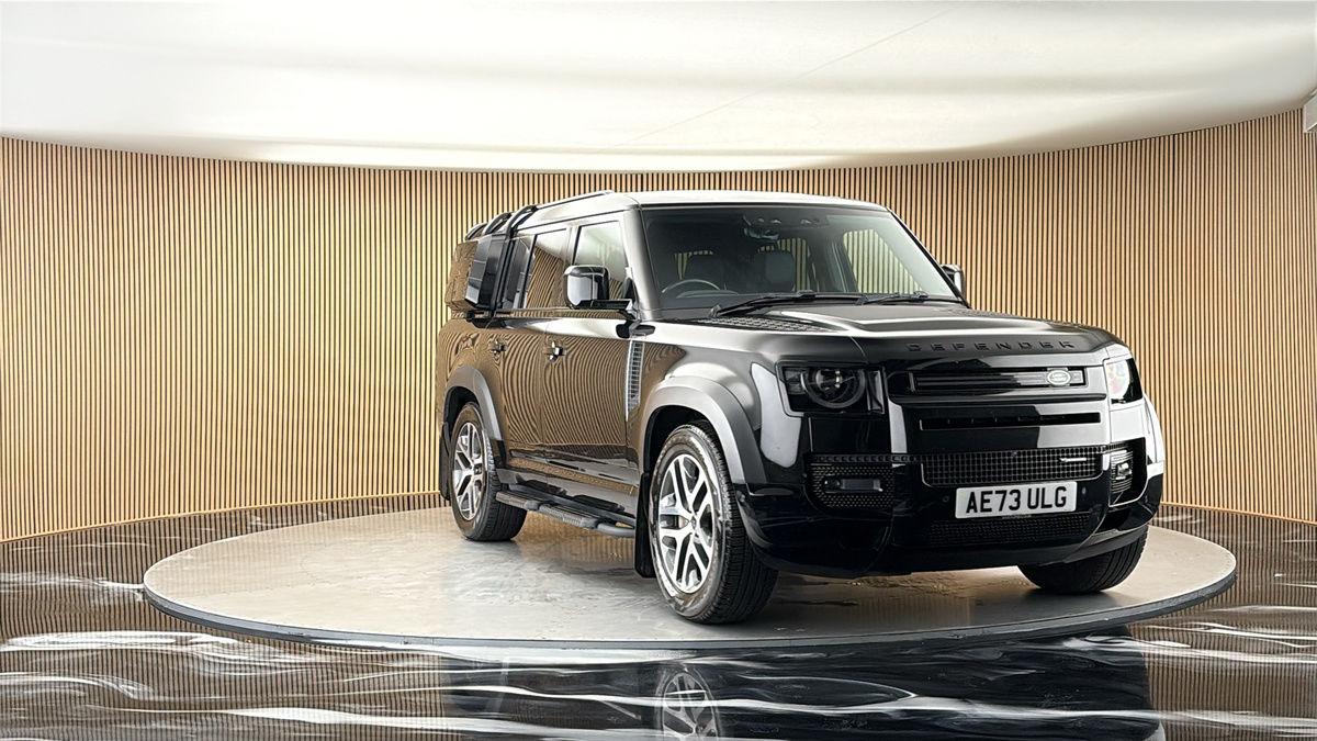 More views of Land Rover Defender 130