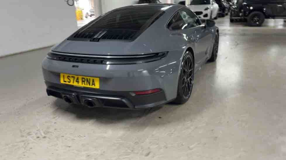 More views of Porsche 911