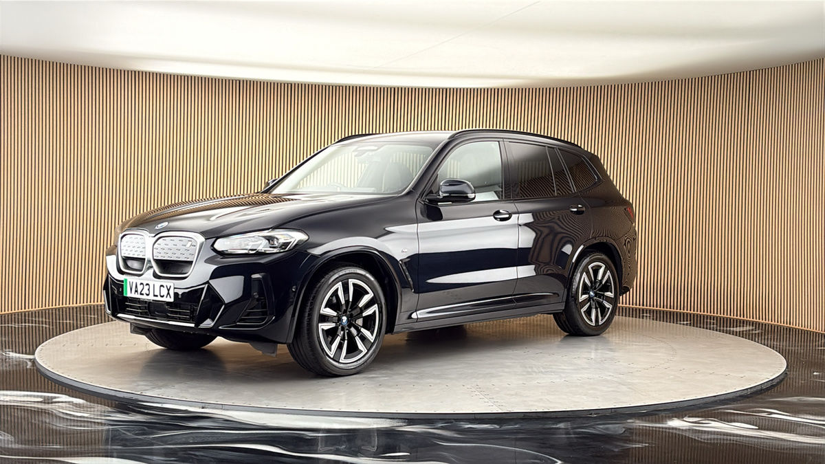 BMW iX3 Image 20