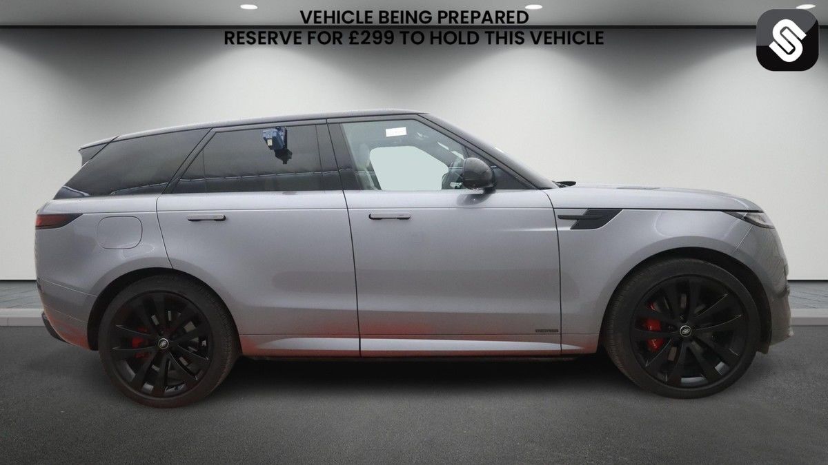 Land Rover Range Rover Sport Image 5